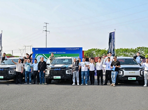 �������\�D�ͣ������TƷҫȫ��������Ƥ��4�������չ�