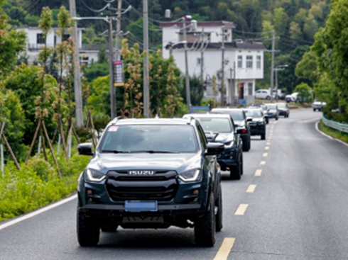 ������ʮ�Ƥ���`�꿽�����p���㆖�Ҵ���һ�αP͸