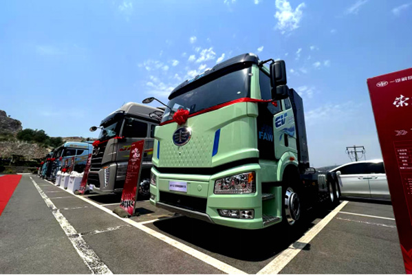 11.1 &ldquo;����yʮ&rdquo;����܇�Ј��l��������һ������Ԍ�������1015.jpg