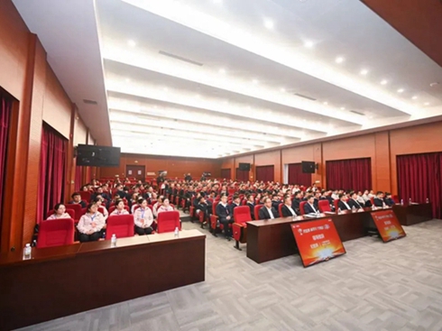 һ����ŠI�N�����׌àI�N����(w��)���ܴ�ِ�A�M��Ļ