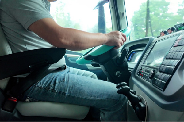 κ��������ʿ���Ԅ�(d��ng)��+Һ�� ��ꃸ���&ldquo;���²��Z�����²���&rdquo;��818��803.jpg