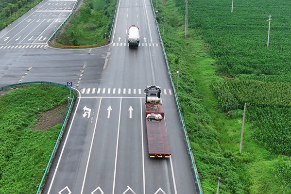 κ��������ʿ���Ԅ�(d��ng)��+Һ�� ��ꃸ���&ldquo;���²��Z�����²���&rdquo;��818��1610.jpg