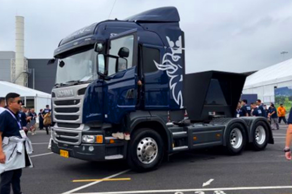 ��Խ330�f�����L(f��ng)�� ��ȥ��ɣ������Ҋ����Ӣ�l(f��)1343.jpg