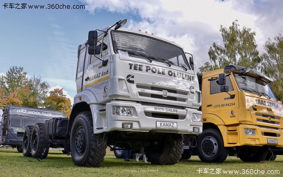 ����˹�ױP ��һչ����25�����ؙC(j��)