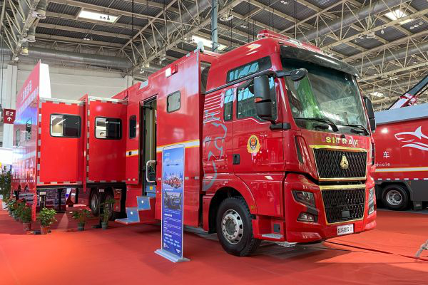 ռ���I(l��ng)���M(j��n)��Ʒ�� �Ї������x����������1004.jpg