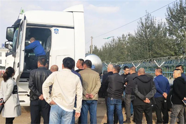 ���������M���͑��_չ����Ʒ����܇�a(ch��n)Ʒ��Ӗ(x��n)