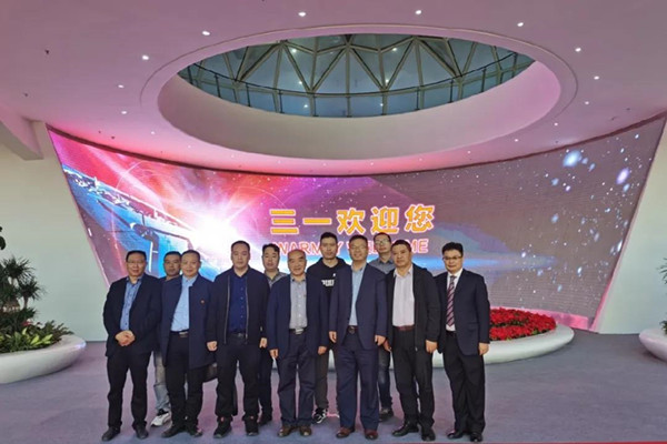 �ϳ��н��ąf(xi��)��(hu��)����F(tu��n)���L��һ���xԊʢٝ��һ�������³ɹ�