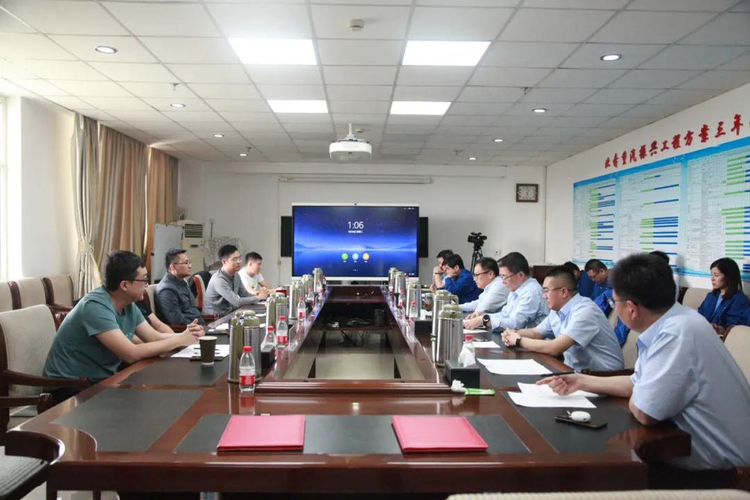 ؛�_�W�j�����L�۴�һ�Ё����������{��