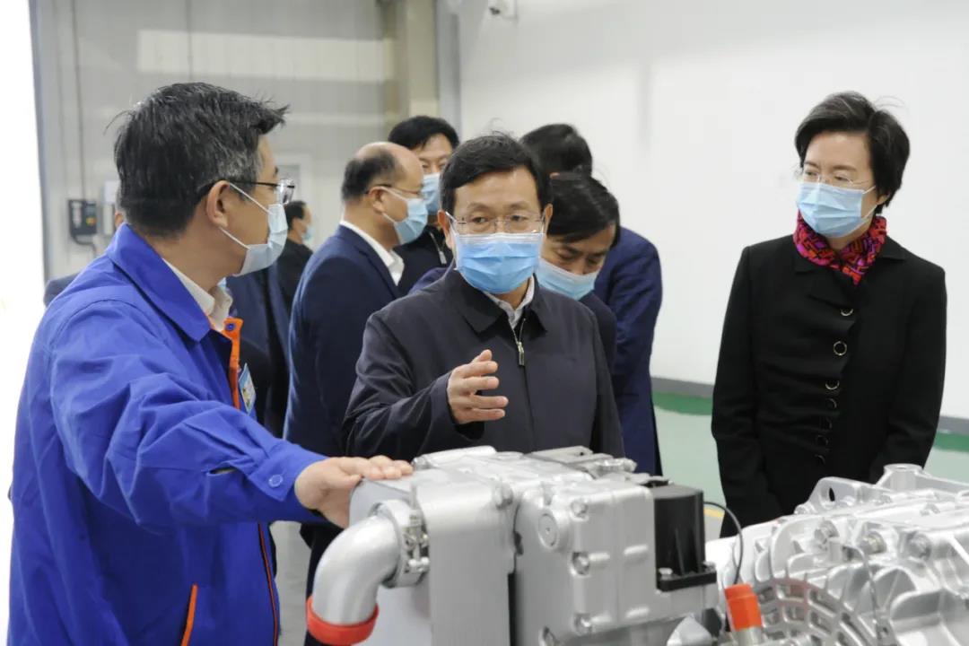 ���ʡ��ʡ�L��۽ܵ���ʿ���{��